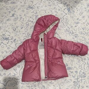 Moncler
Girl's Seine Short Puffer Parka